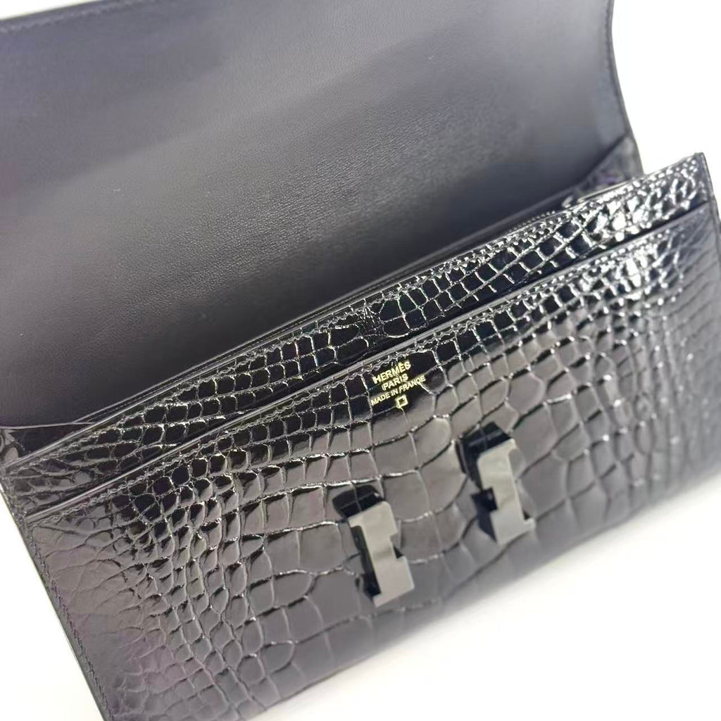 So Black Constance Wallet