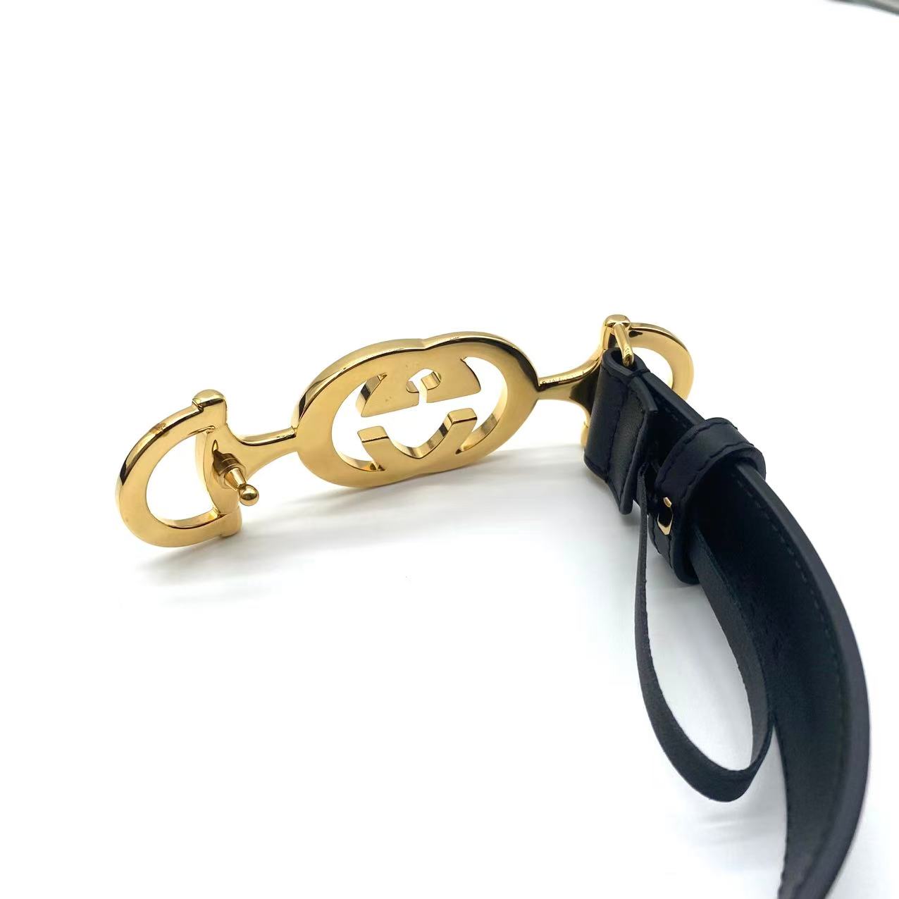 lack Leather Belt w/Gold GG Buckle