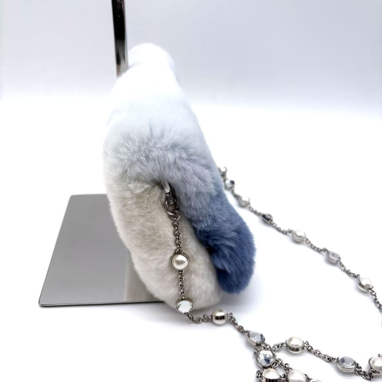 Fur Crystal Cloque