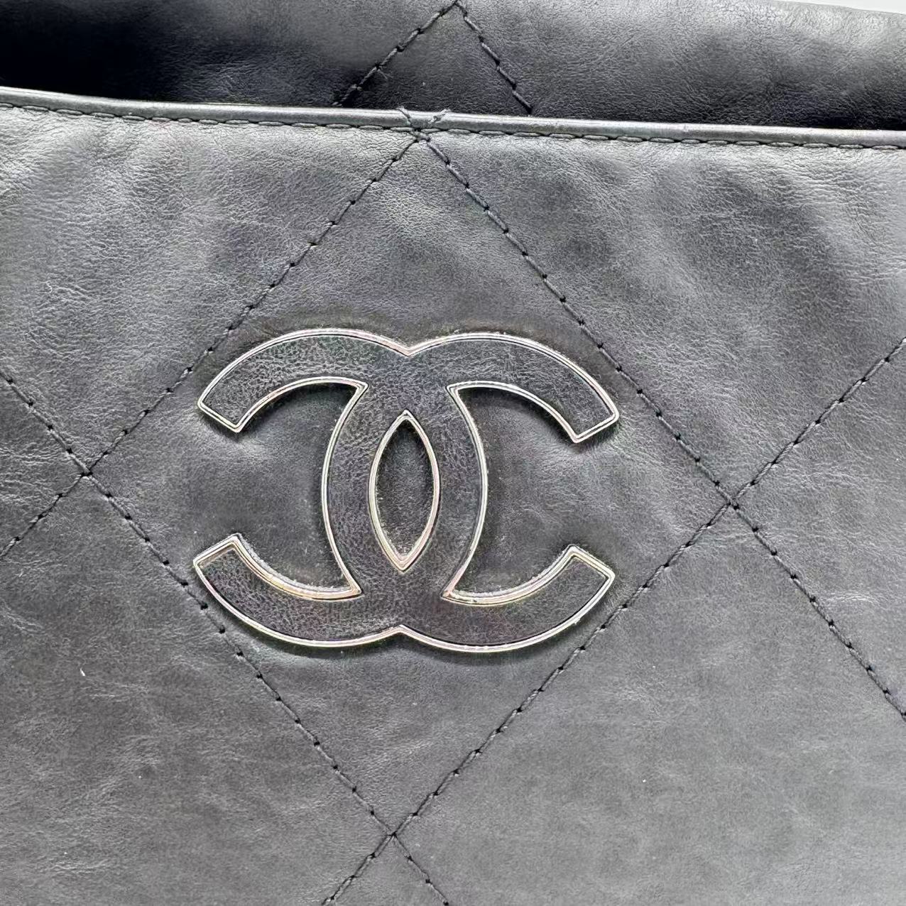 Chanel Large Hamptons Flap Bag