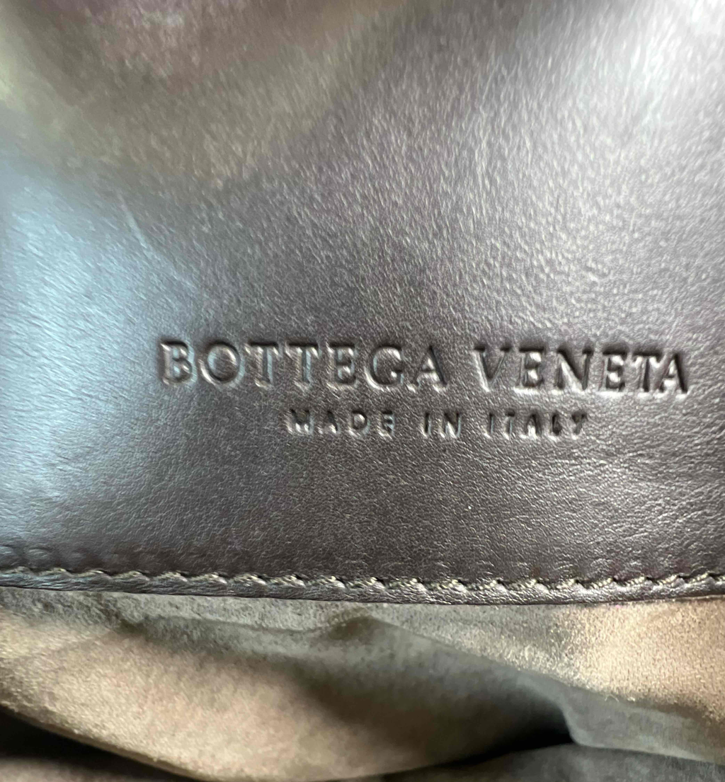Bottega Veneta Medium Intrecciato Roma Tote B24758