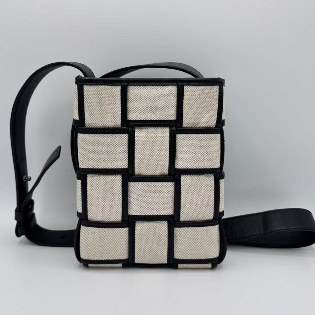 Small Cassette Bucket Bag In Cream Intrecciato Canvas