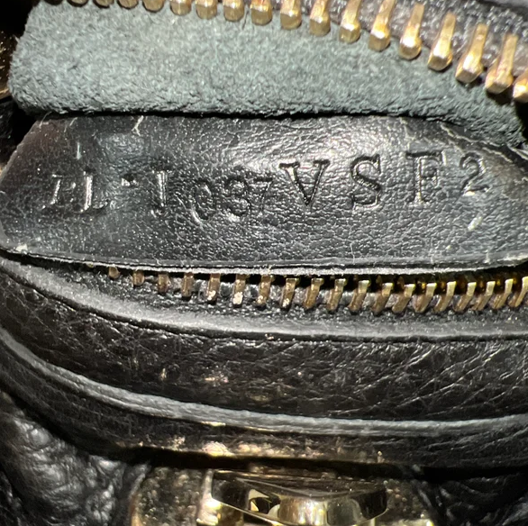 Valentino Garavani Rockstud tote bag B21704