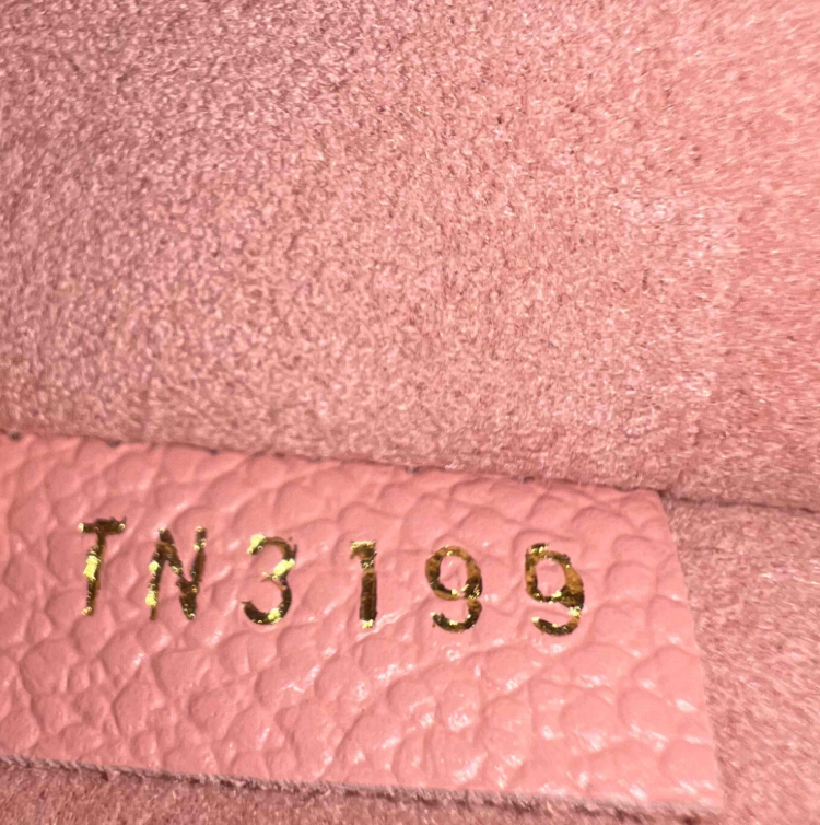 Monogram Daily Pouch Rose Poudre W23613