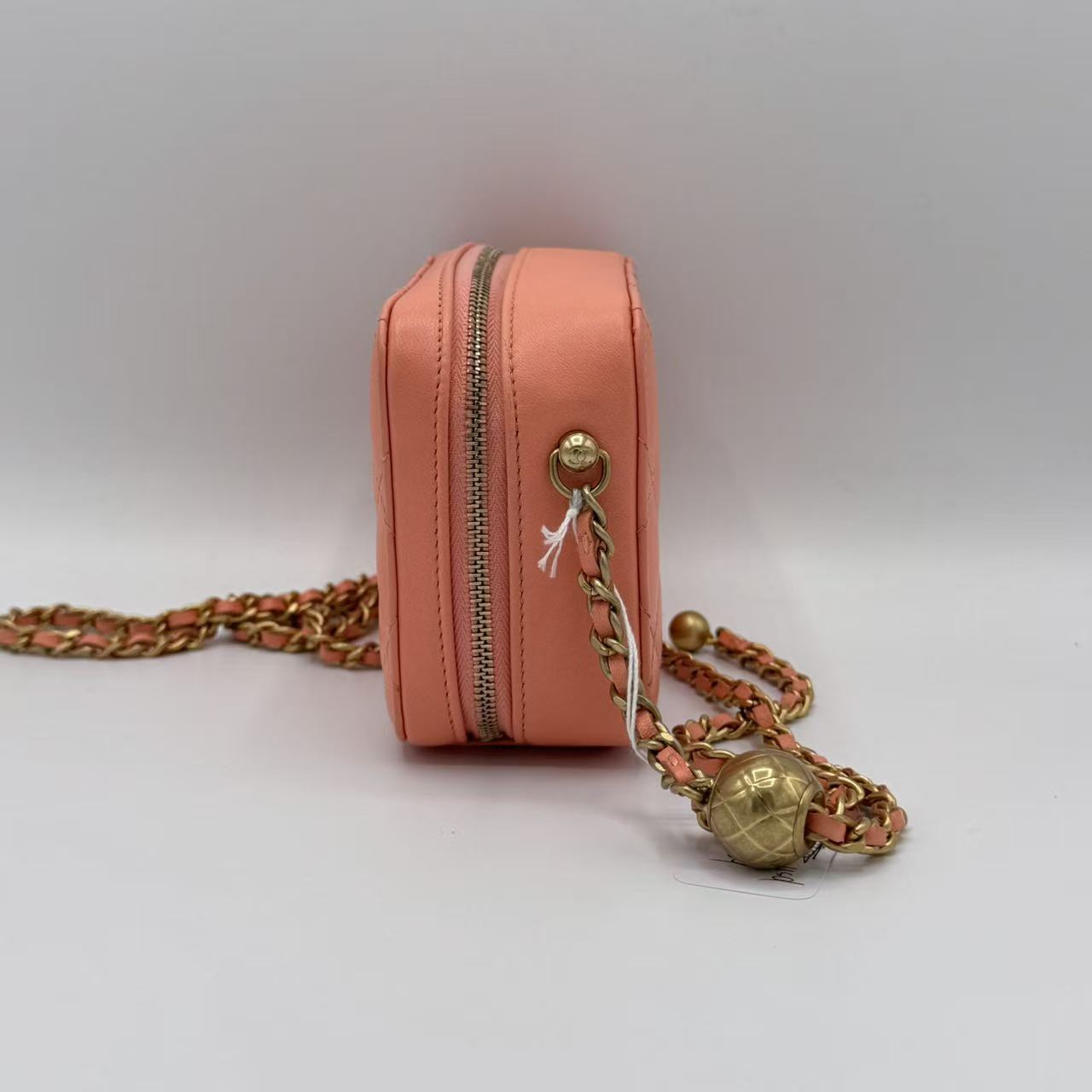 Mini Pearl Crush Quilted Camera Case