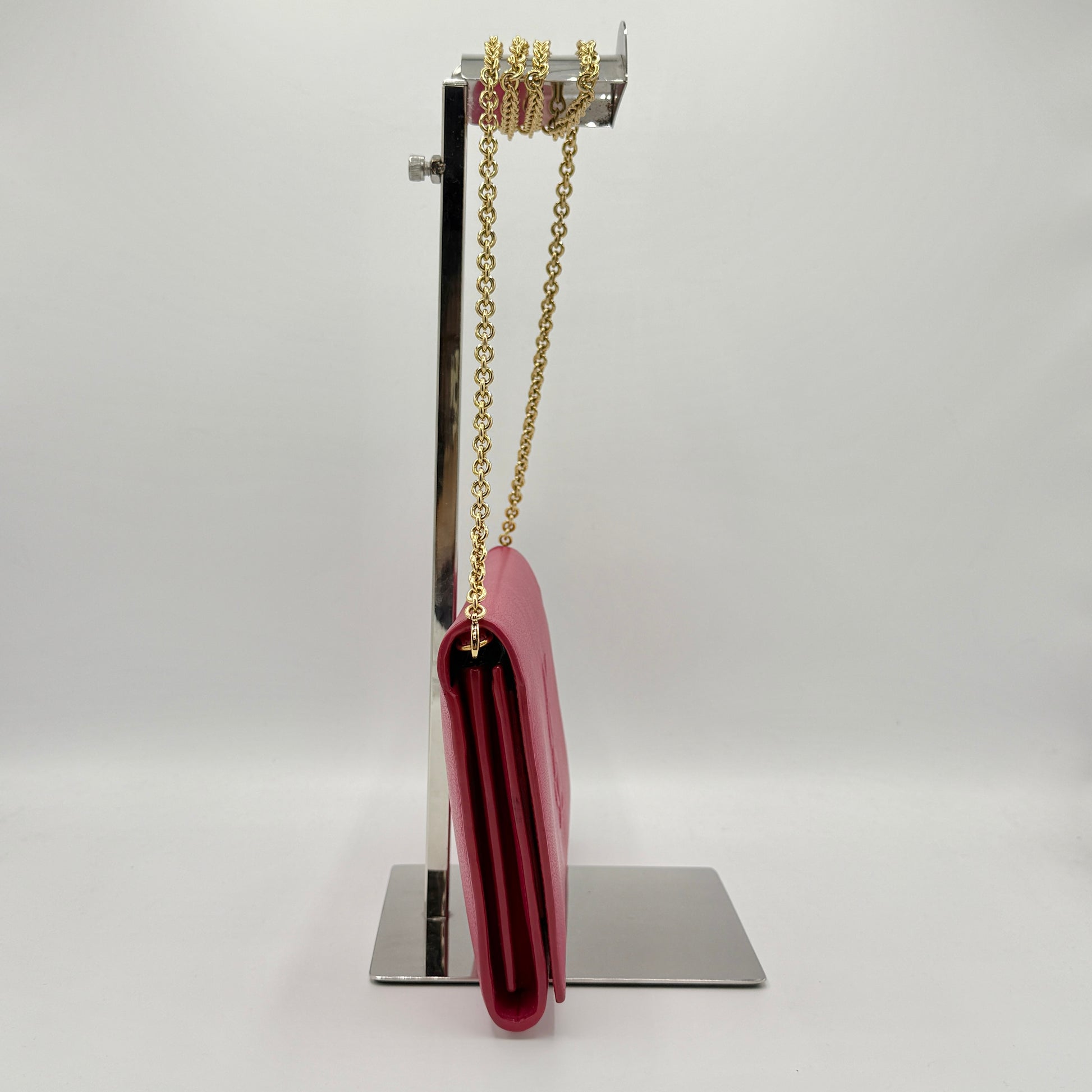 Calfskin Belle de Jour Chain Clutch Fuchsia