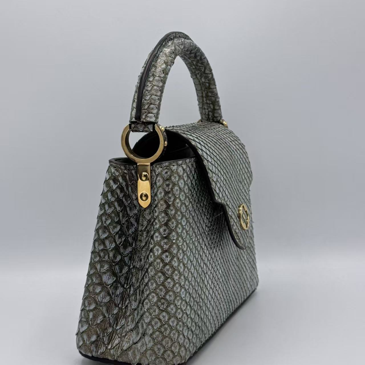 Louis Vuitton Capucines Mini Bag