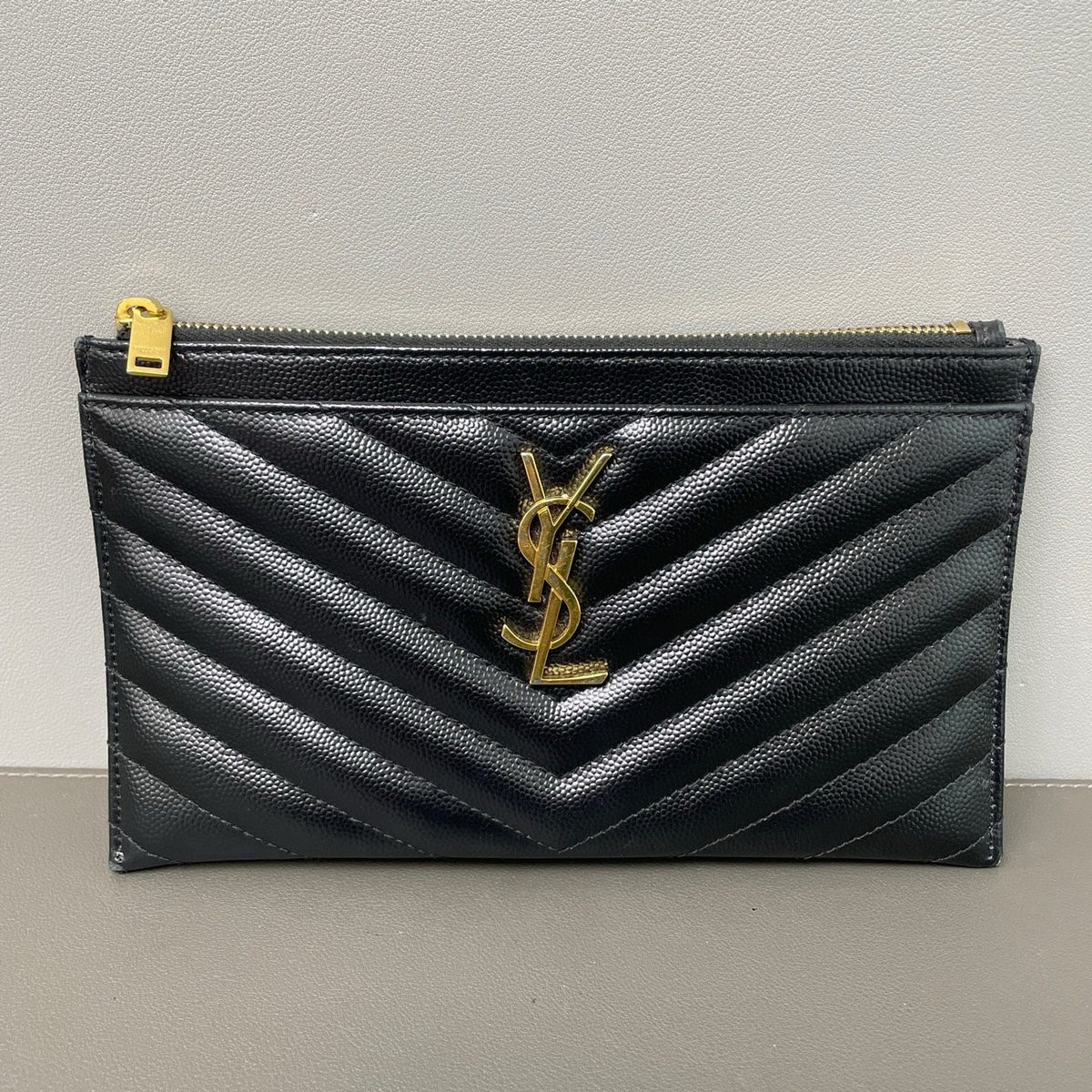 Saint Laurent Grain De Poudre Chevron Monogram Small Pouch Black twins LDZ1411