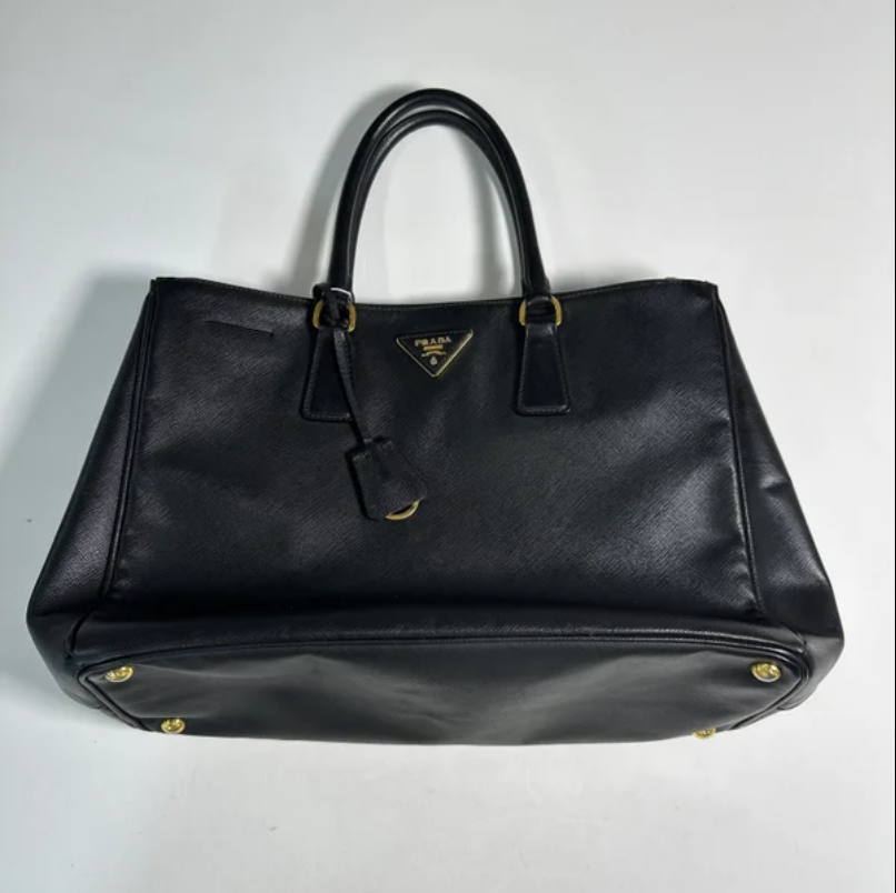Galleria Double Zip Tote Saffiano Leather Large B23699