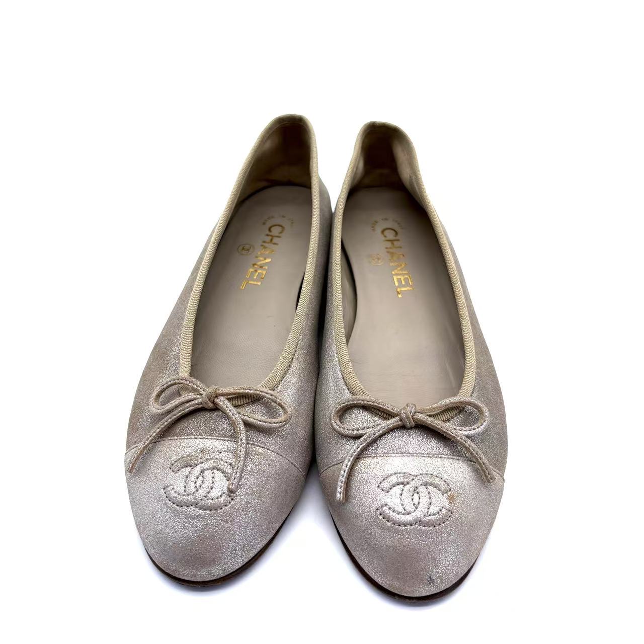 Interlocking CC Logo Ballet Flats