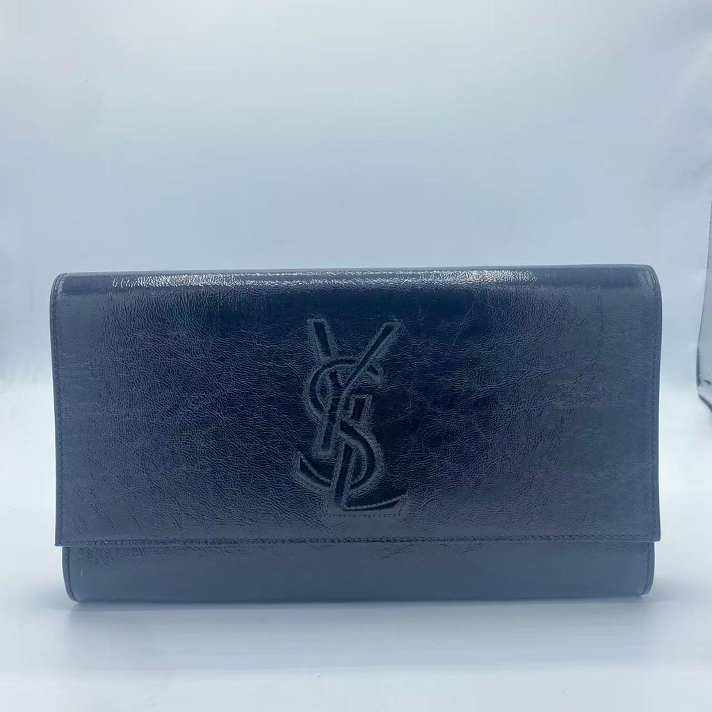 Yves Saint Laurentblack Patent Leather Belle De Jour Clutch