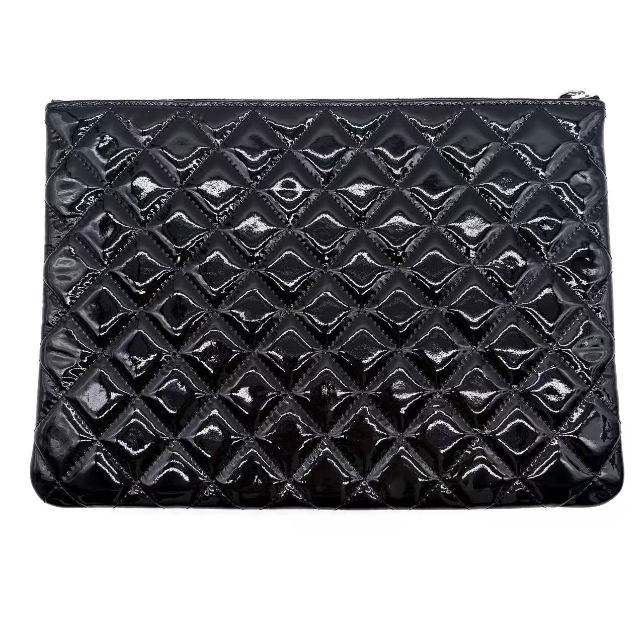 Patent Calfskin Quilted Medium Cosmetic Case Black