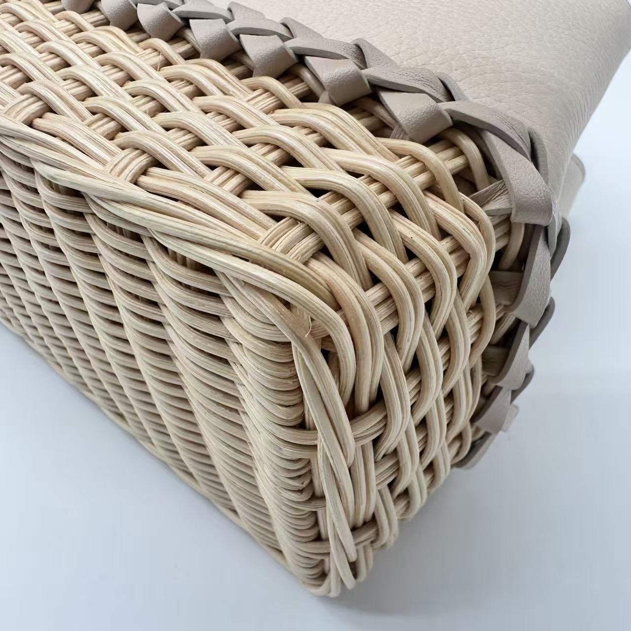Rattan Taurillon Capucines BB Vanilla