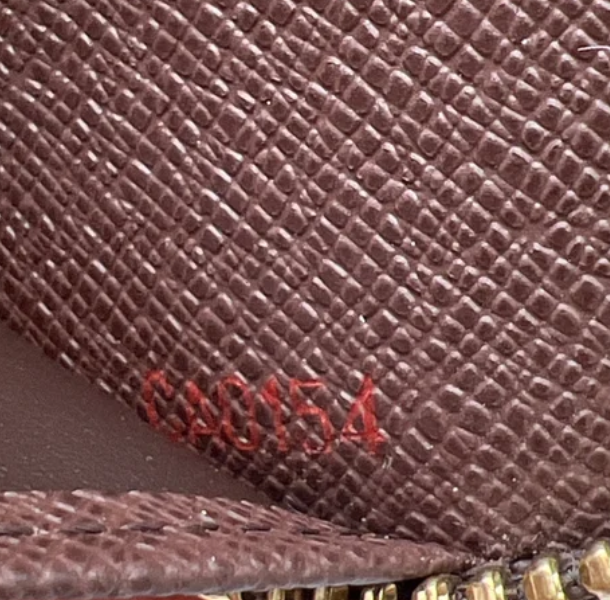 Louis Vuitton Damier Ebene Zippy Wallet W23131