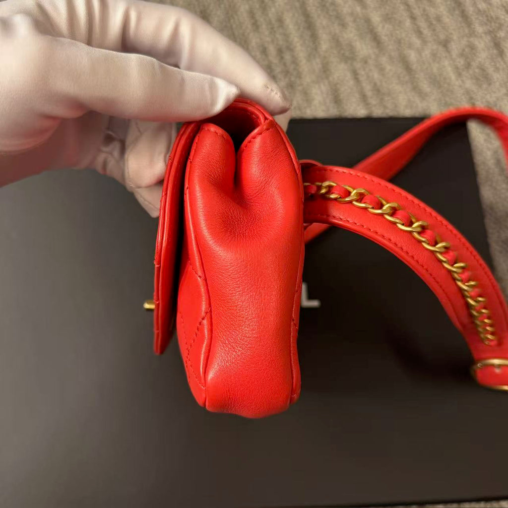 Calfskin Quilted Carry With Chic Flap Waist Bag Red