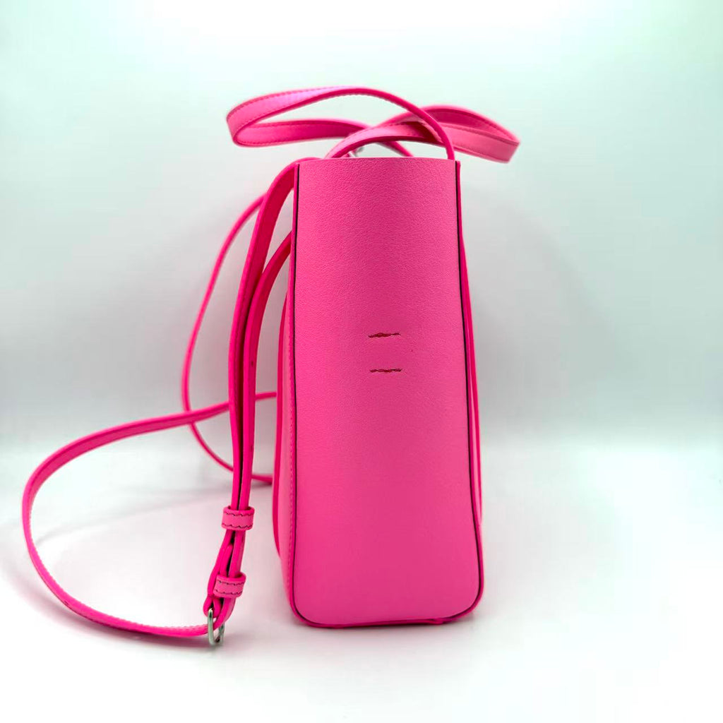 Signature Tote XS