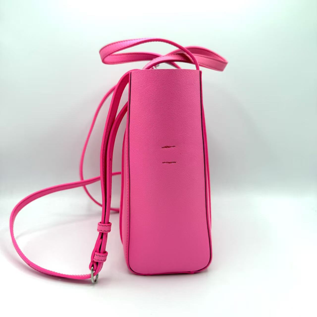 Signature Tote XS