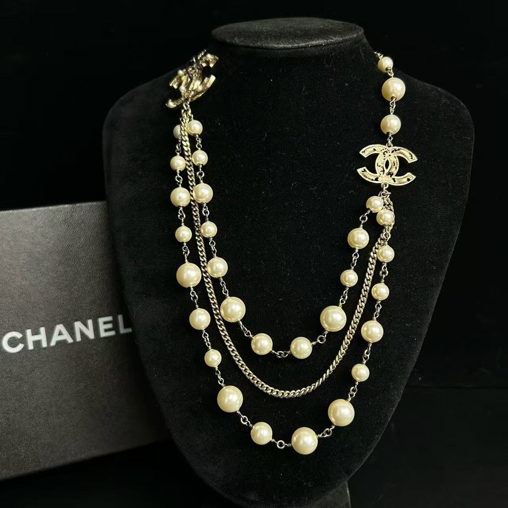 Chanel Pearl CC Long Necklace Gold LDZ0083