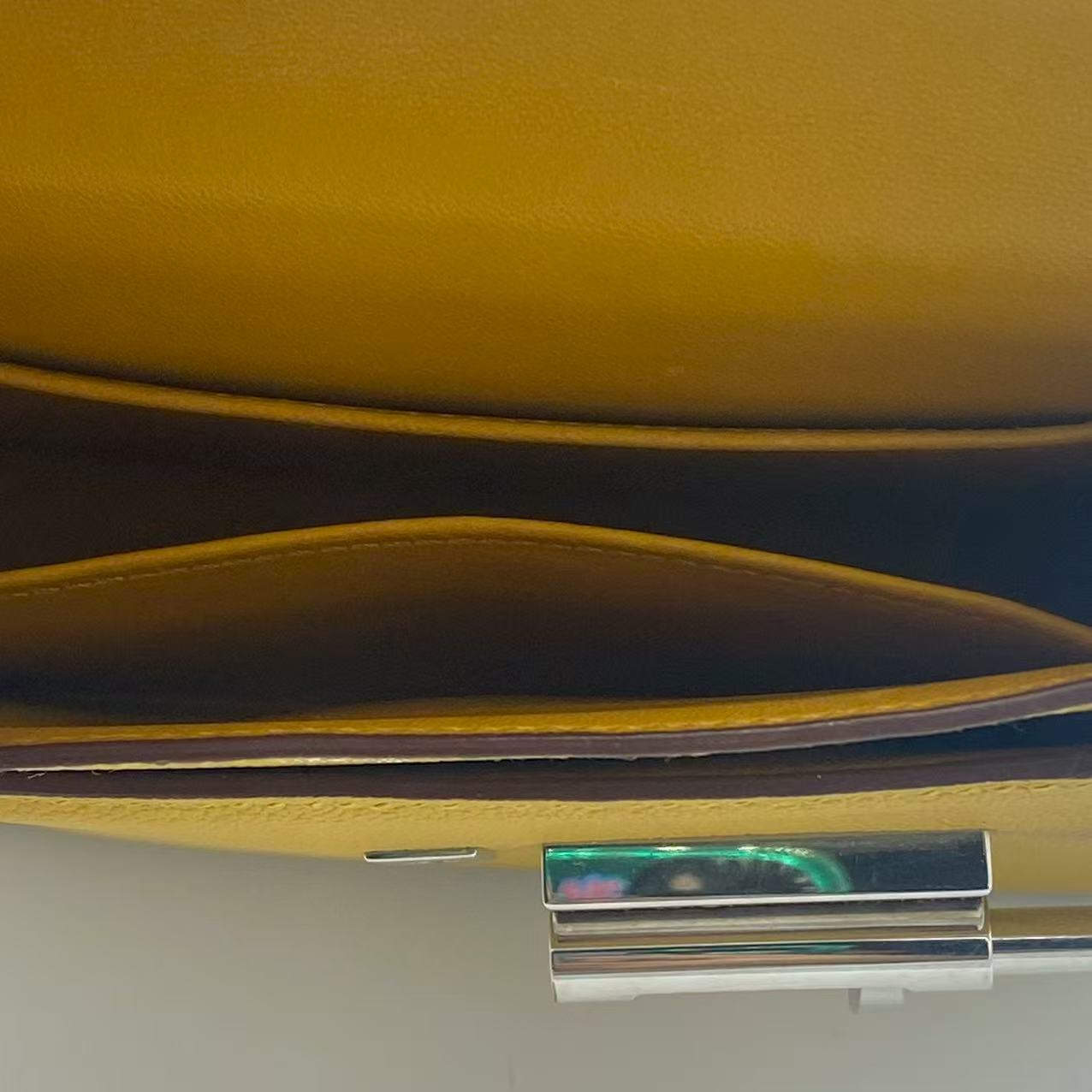 Hermès Jaune Ambre Chèvre Mysore Mini Verrou 17 Palladium Hardware