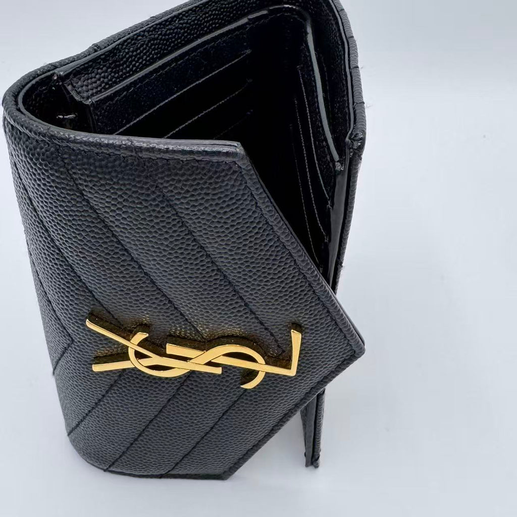 Monogram Trifold Wallet in Grained Leather Gisel
