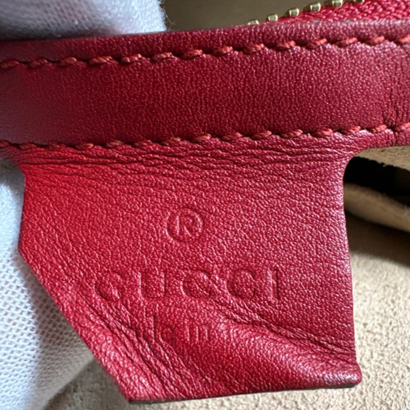 Gucci GG Supreme Embroidered Heart Roses Small Backpack B24176