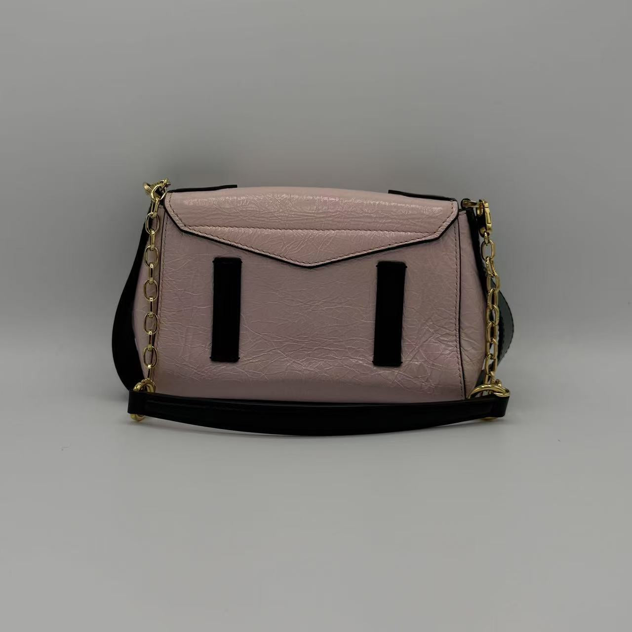 ID Flap Bag Crinkled Glazed Leather