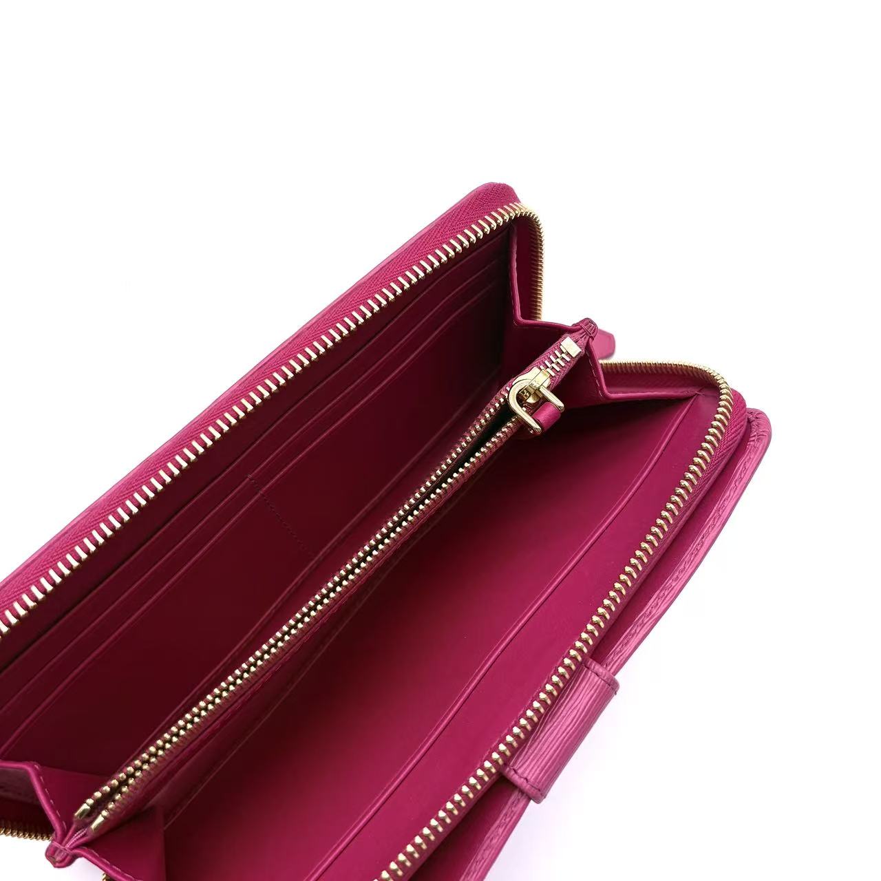 Saffiano leather Pink Leather wallet