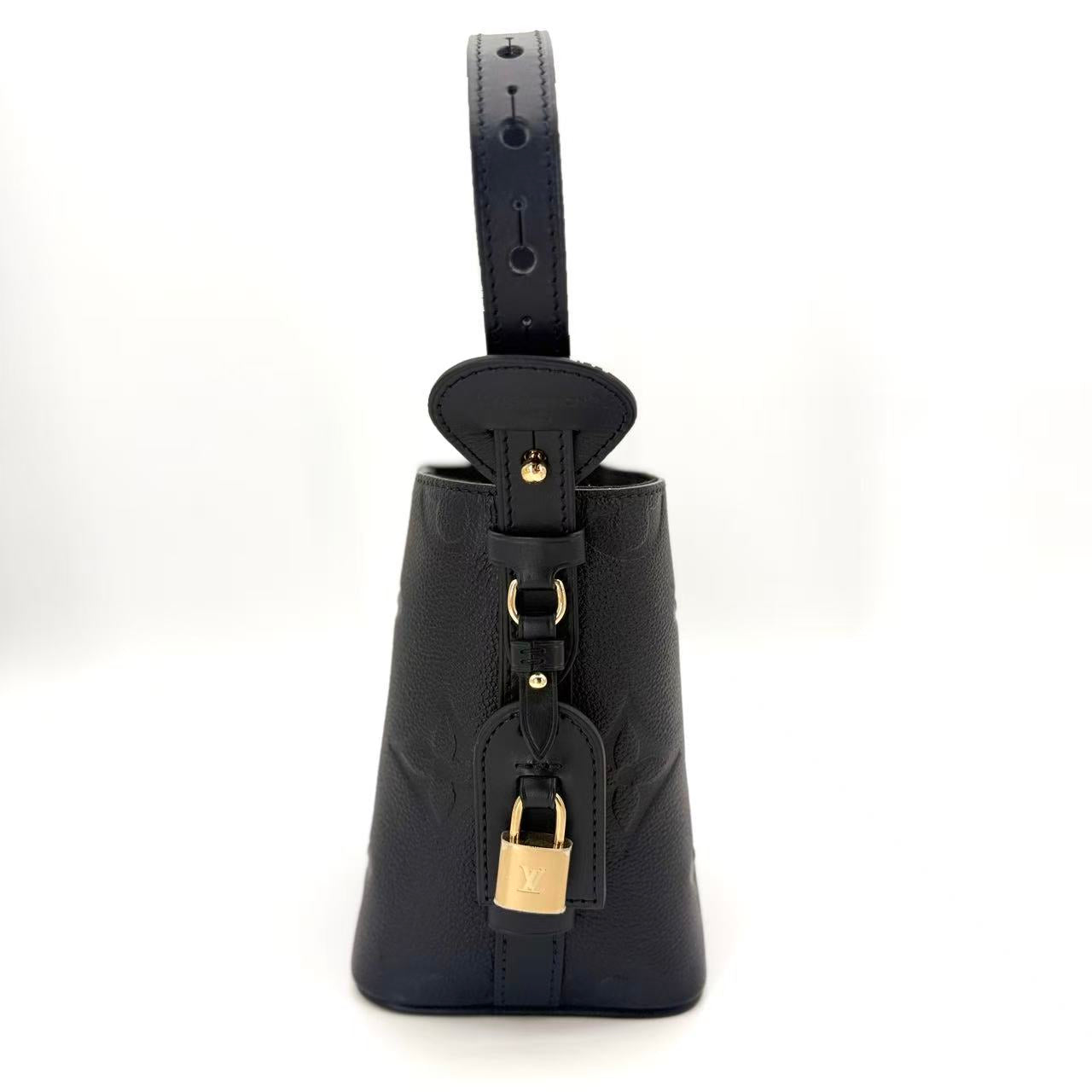 All In Bucket Bag Monogram Empreinte Giant BB