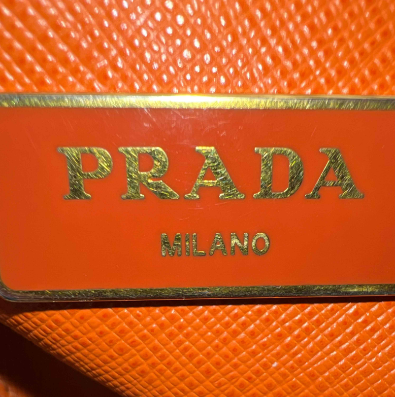 Prada Saffiano Lux Dome 2Way Top Handle Bag B24482