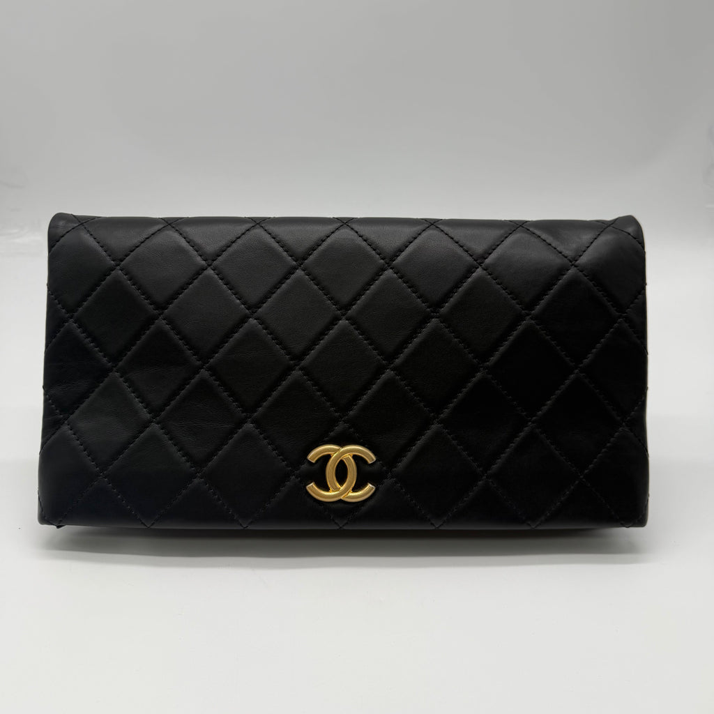 Chanel CC Foldover Clutch in Quilted Lambskin Leather twins B23756
