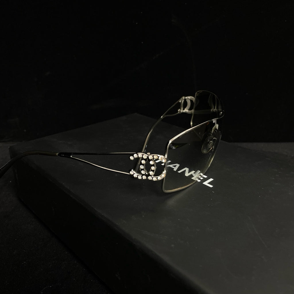 Crystal CC Logo Sunglasses Twins LDJ3853