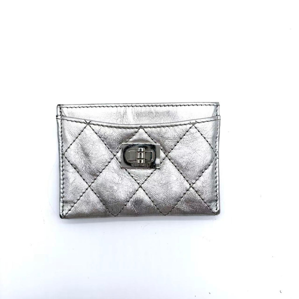 Metallic silver matelassé aged calfskin Reissue 2.55 cardholder with silver-finish hardware