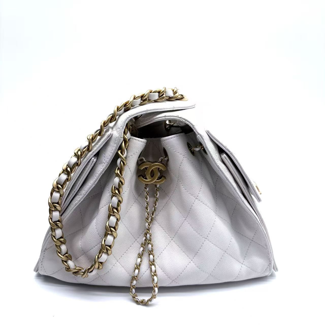 Chanel 25 leather handbag
