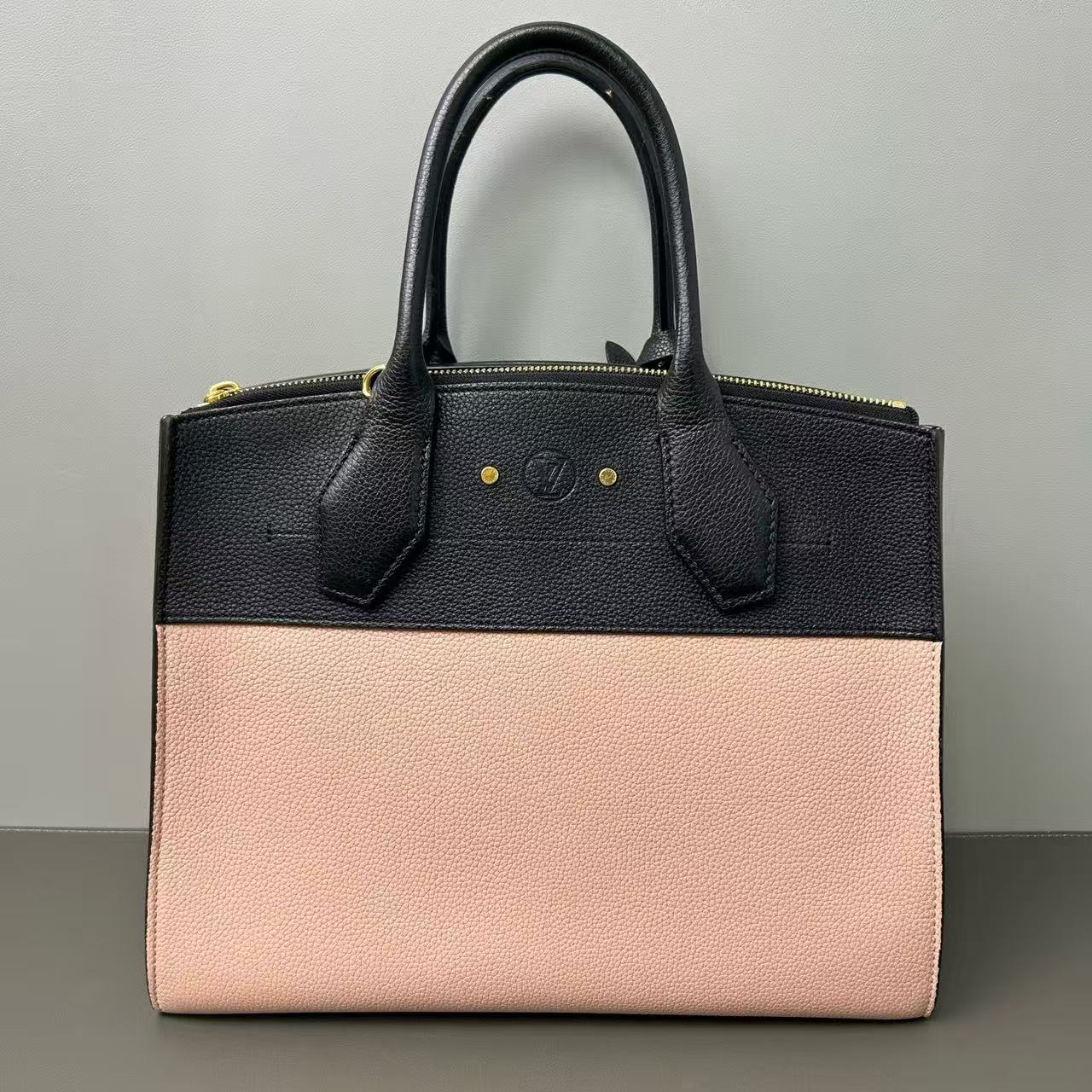 Louis Vuitton City Steamer MM  Bi-Color Calfskin Handbag LDZ0019