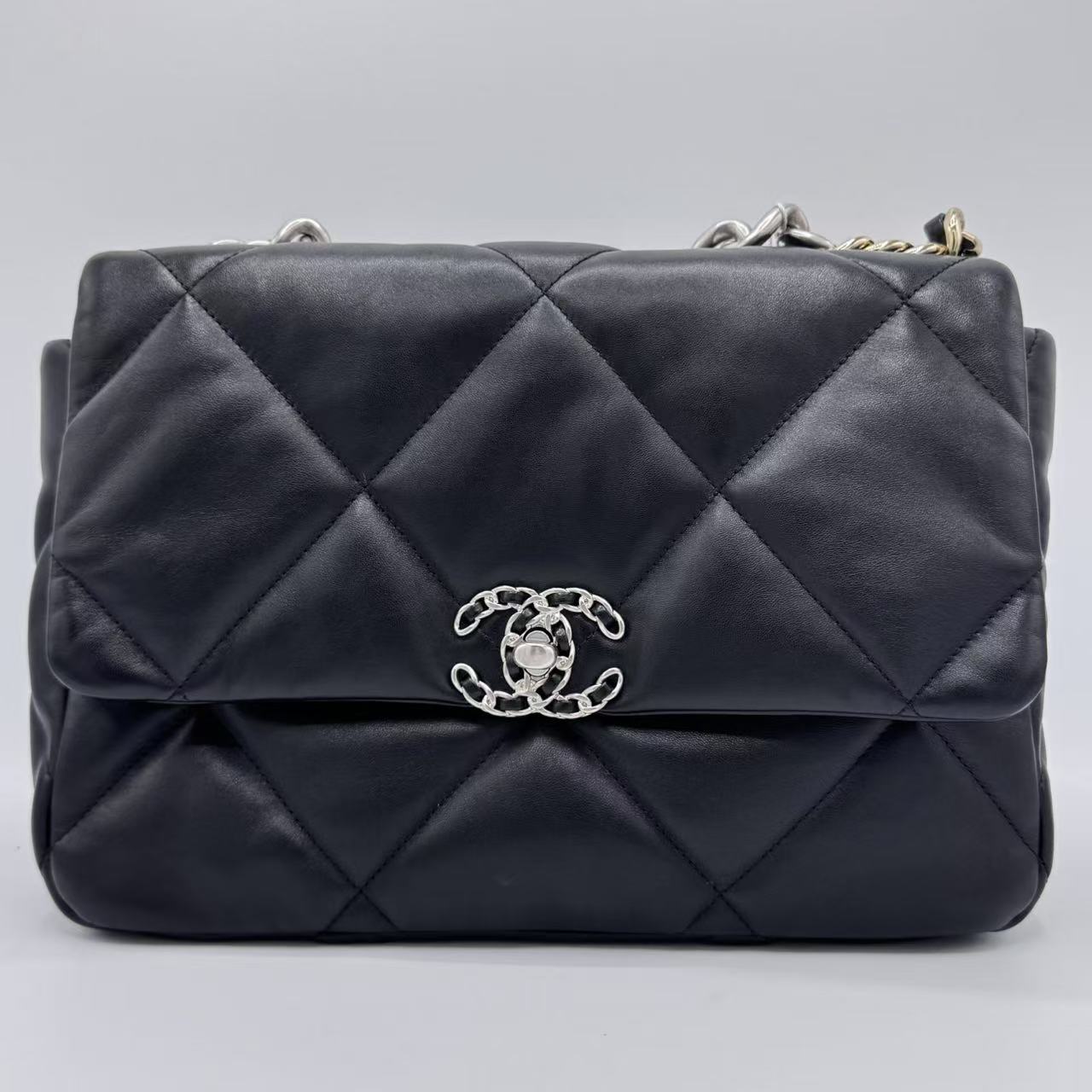 Chanel Medium 19 Flap Bag