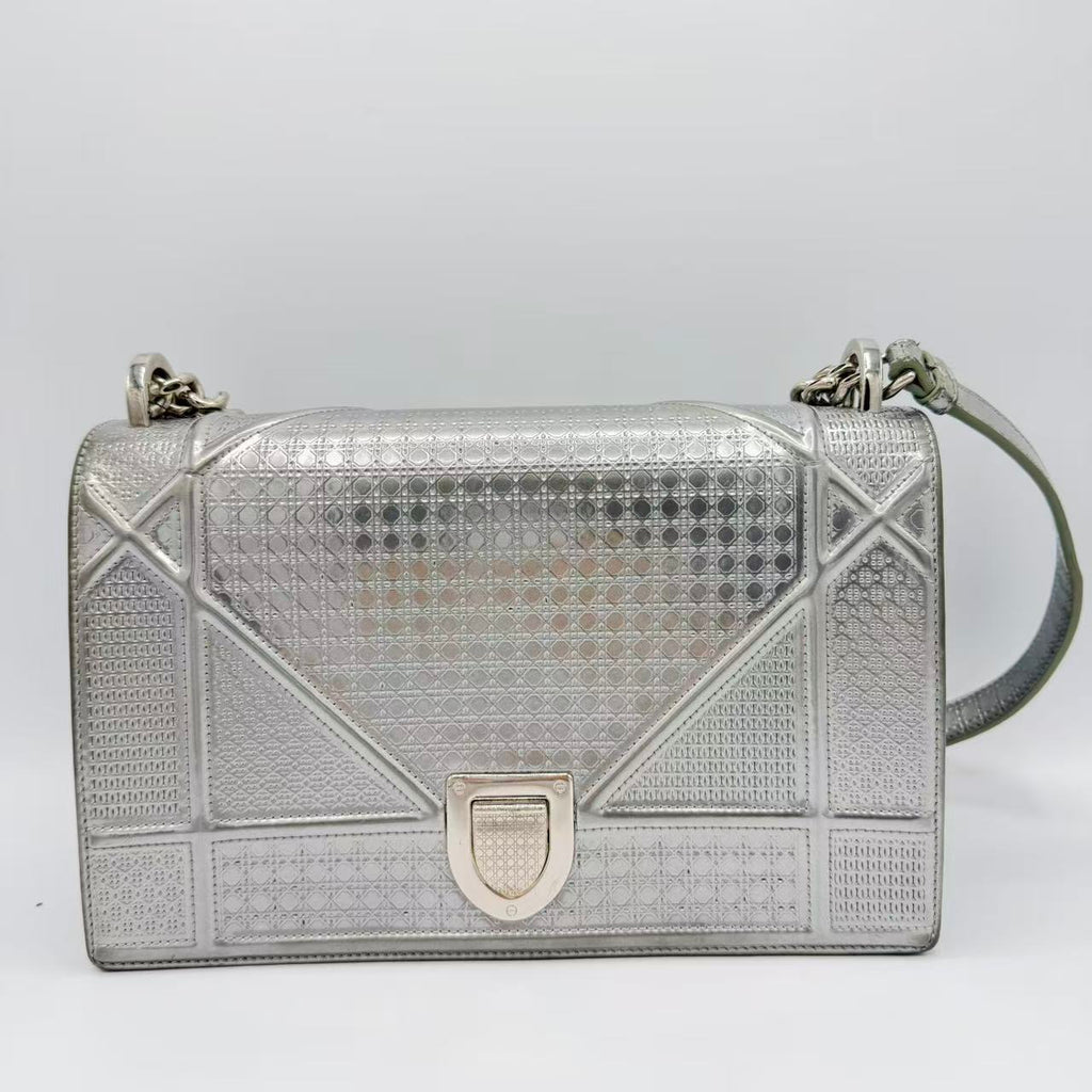 Diorama Flap Bag Cannage Embossed Calfskin Medium