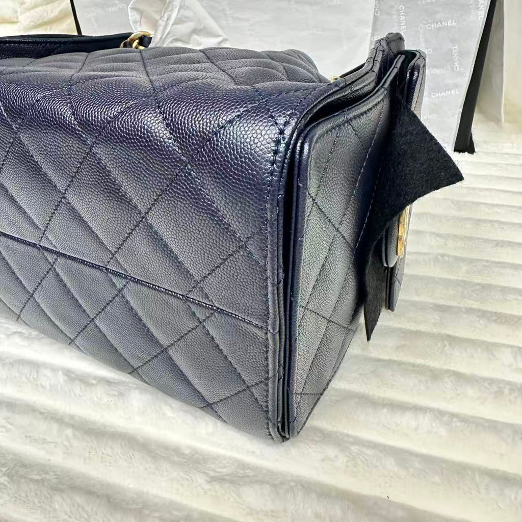 25 Hobo Bag Caviar Navy Blue Small