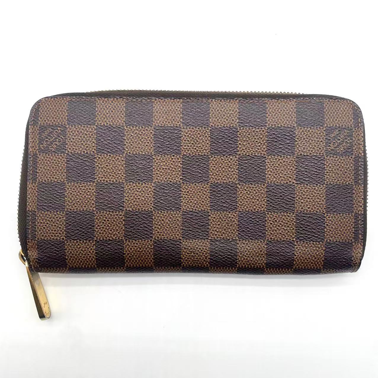 Damier Ebene Zippy Wallet