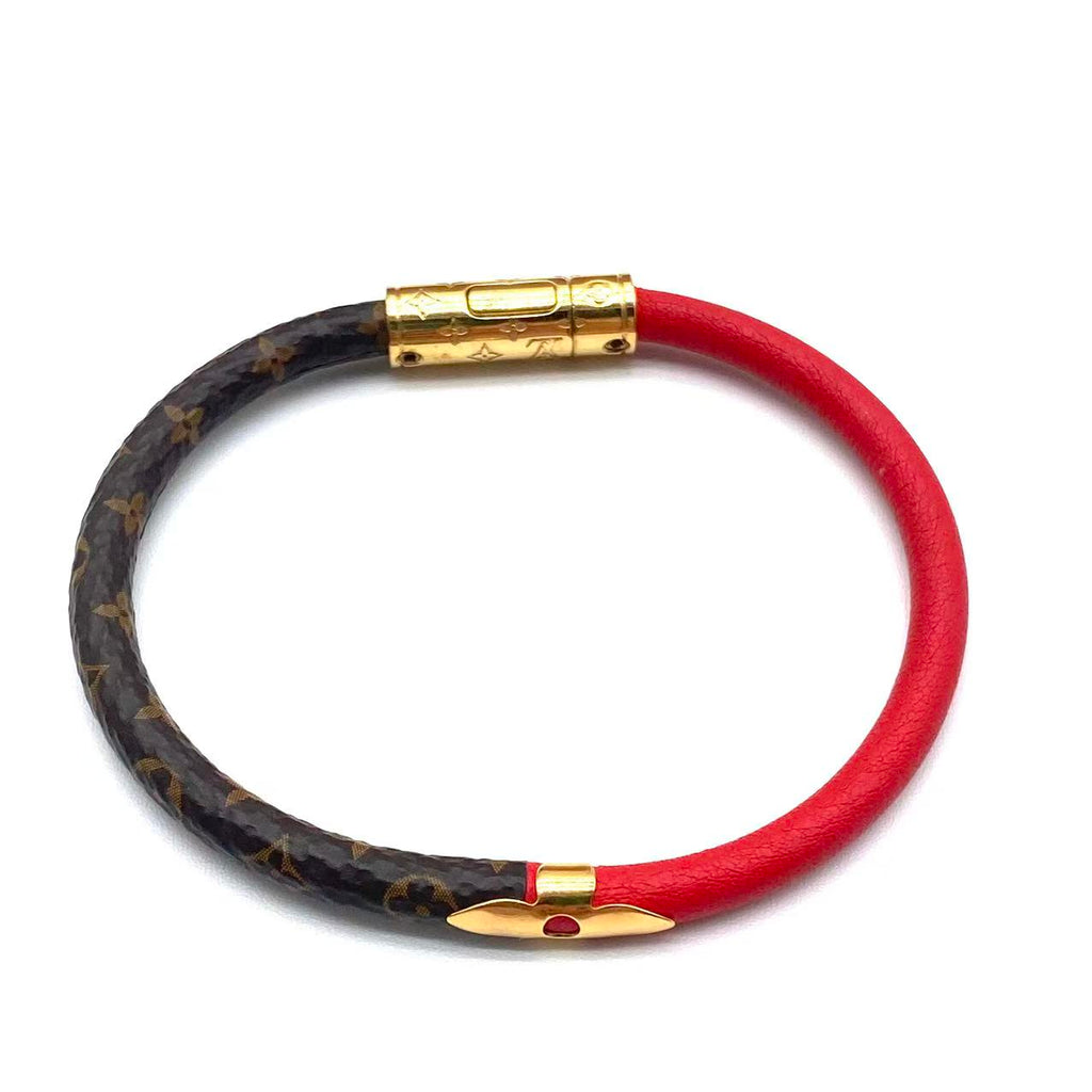 Daily Confidential Bracelet Red