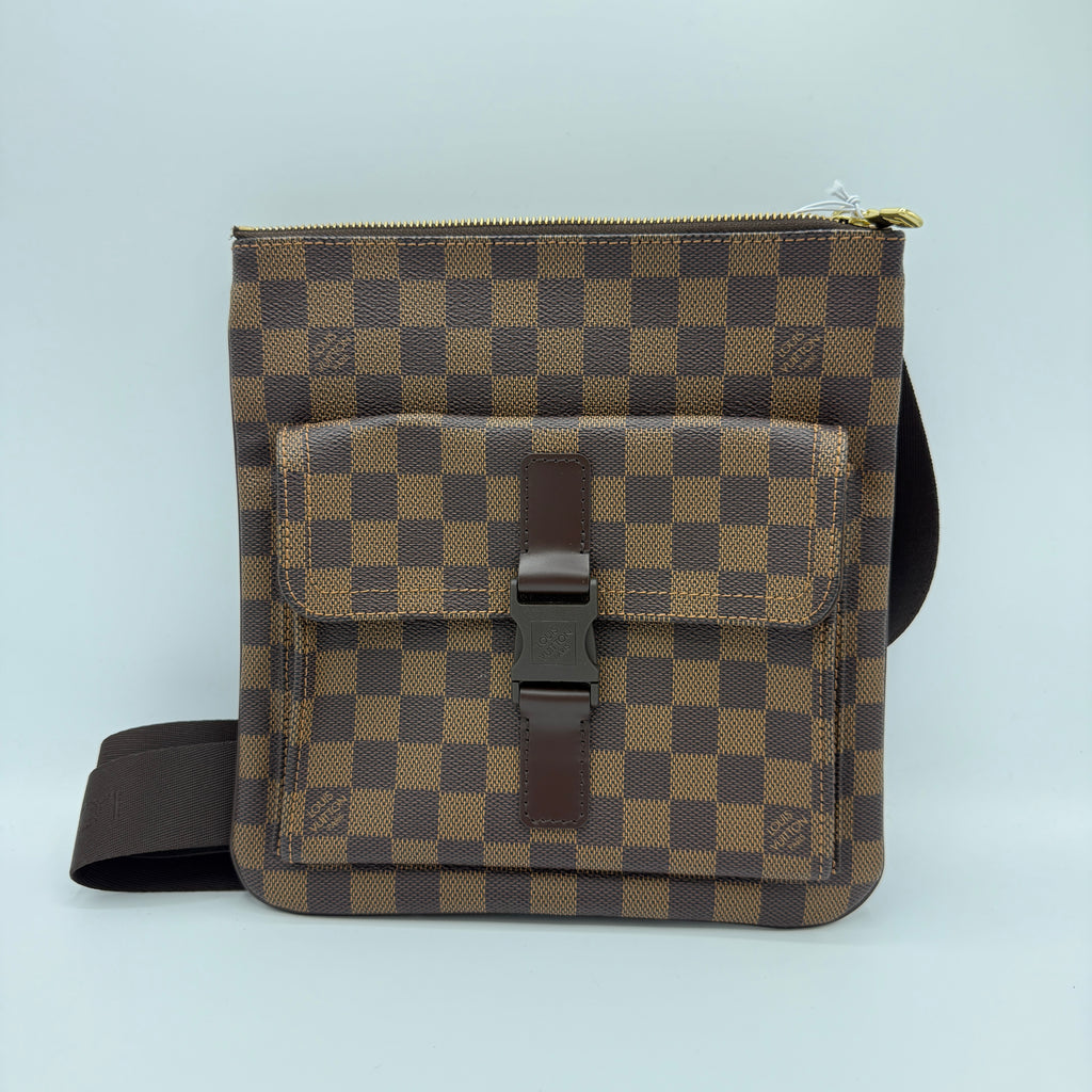Damier Ebene Pochette Melville