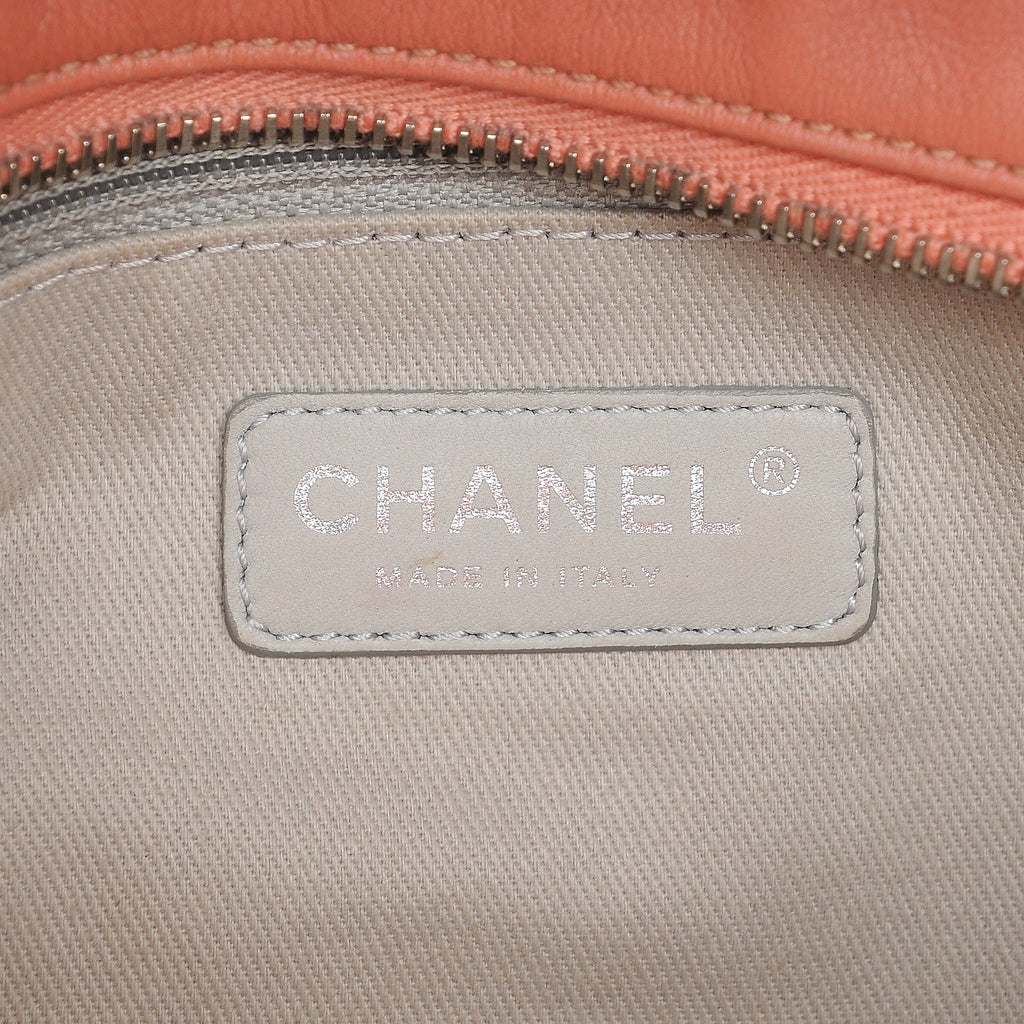 Calfskin Country Chic Small Shoulder Bag Pink Twins