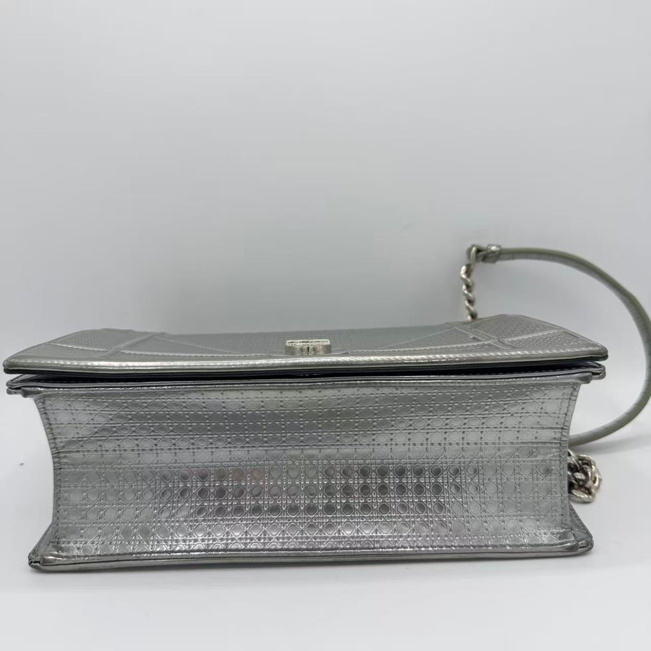 Diorama Flap Bag Cannage Embossed Calfskin Medium