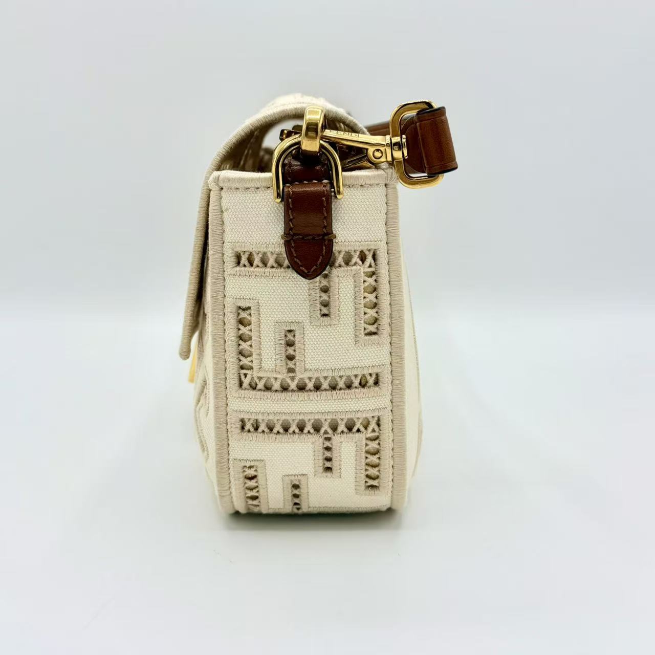 Baguette FF Crochet Raffia Bag