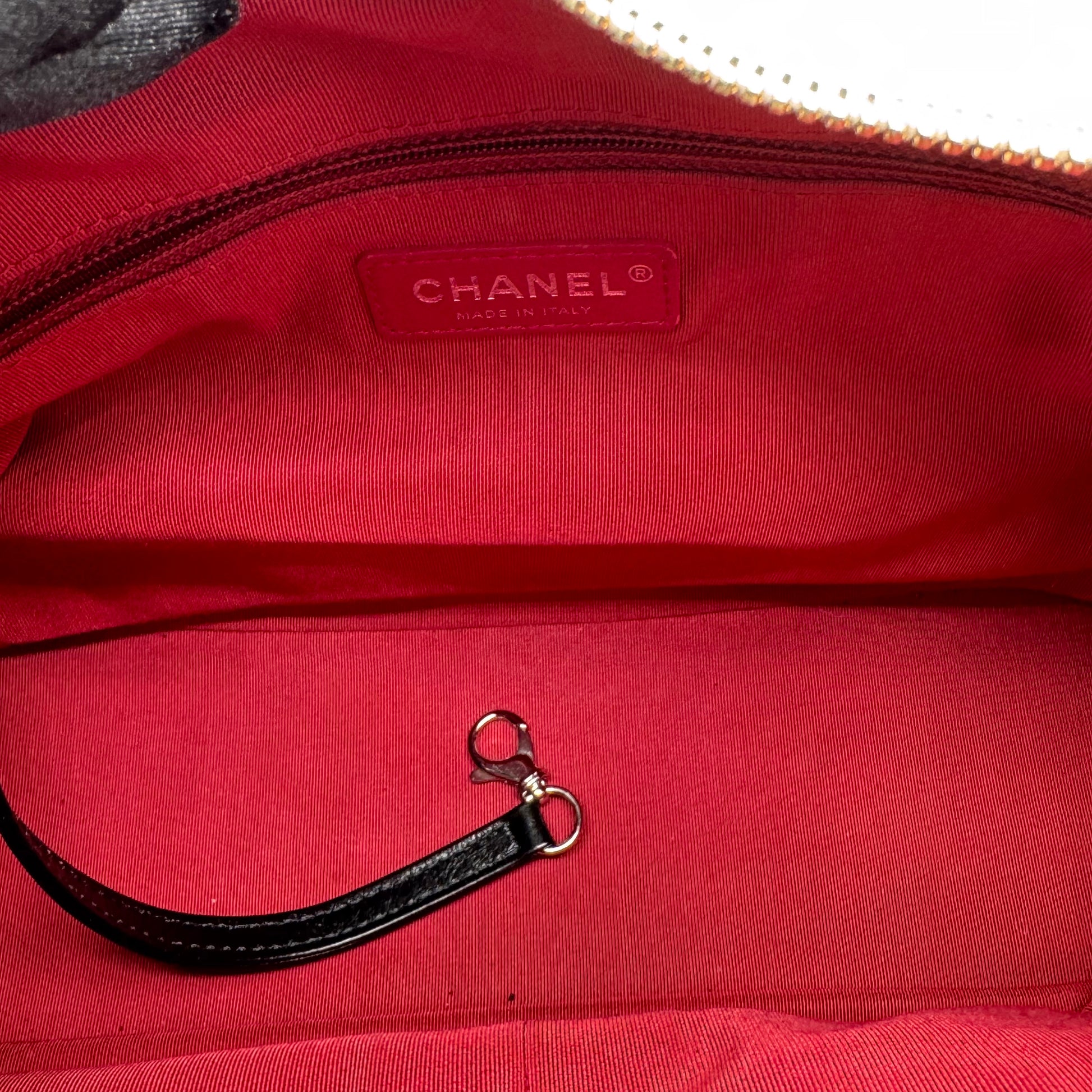 Chanel- Medium Gabrielle Hobo