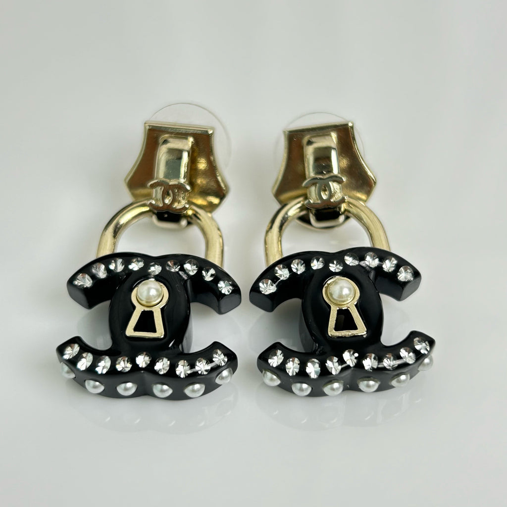 Metal Resin Crystal Pearl CC Lock Drop Earrings Gold Black Twins LDJ3338