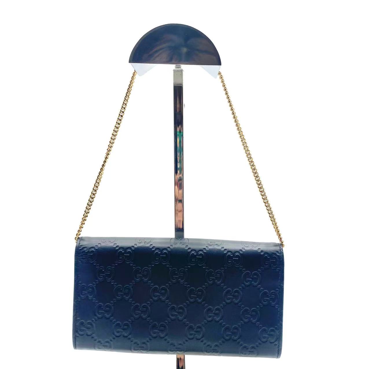 Black Guccissima Leather Padlock Chain Continental Wallet