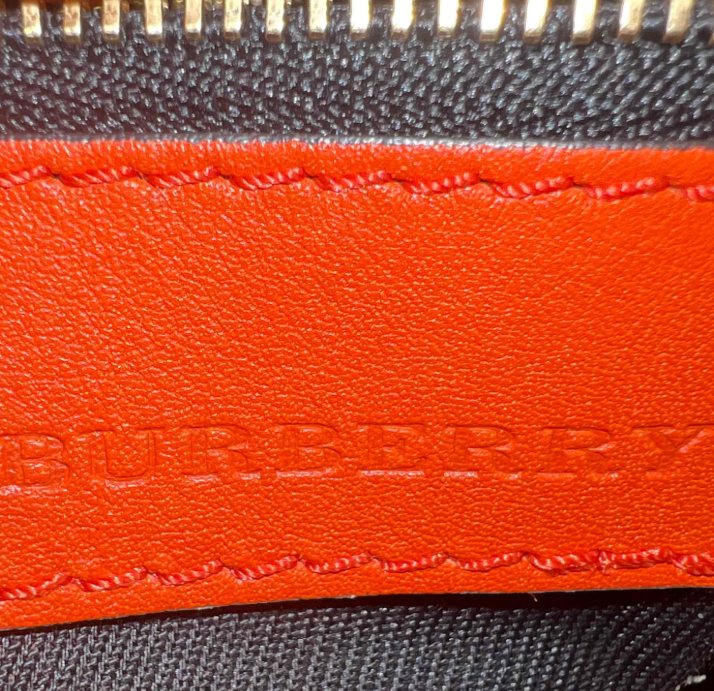 Burberry Canterbury Haymarket Check Tote Bag B24768