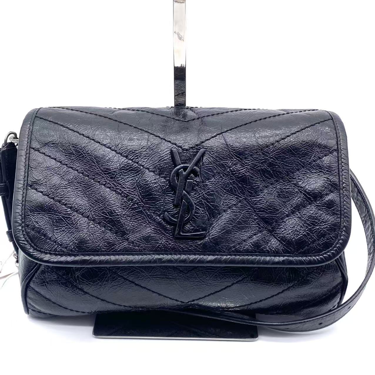 Niki Body Bag Matelasse Chevron Leather