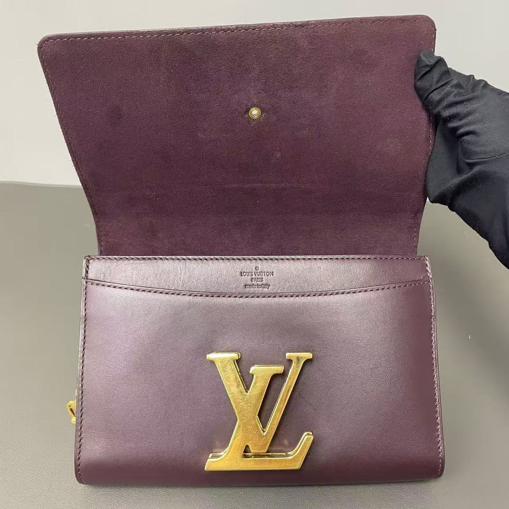 Louis Vuitton Chain Louise GM Clutch LDZ0071