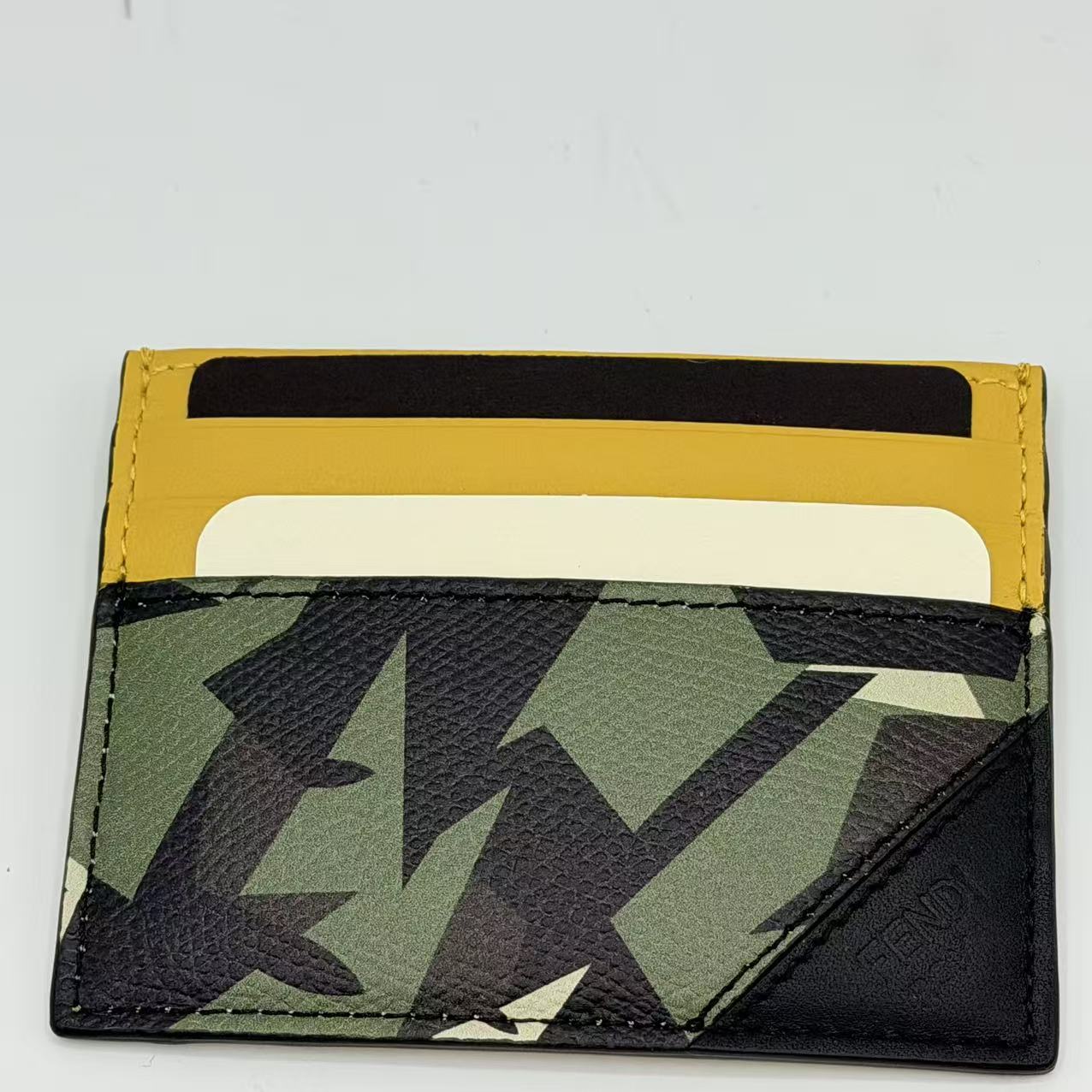 Camouflage Bugs Print Calf Leather Military Green Card Case